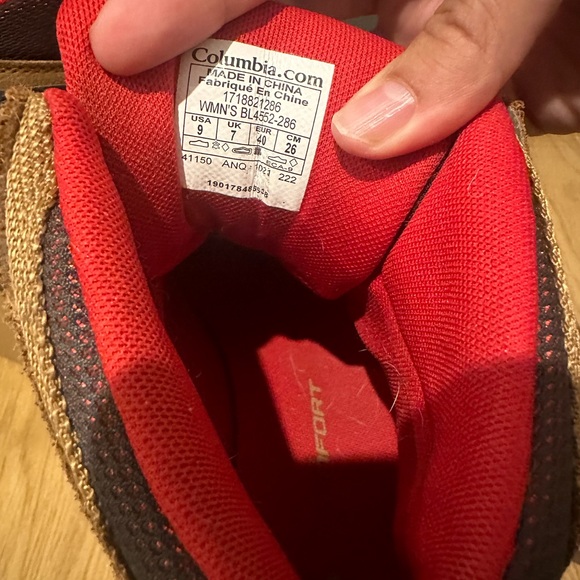 Columbia Women's Newton Ridge Plus Waterproof Amped Hiking Boot - Picture 4 of 5